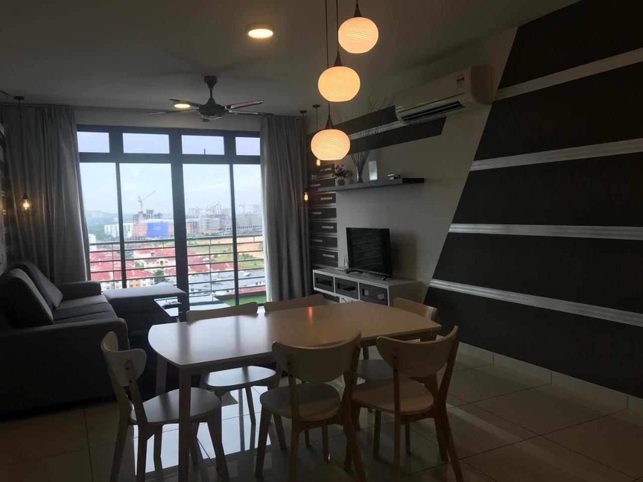 1Tebrau Premium Suites By 12Stay Johor Bahru Exteriér fotografie